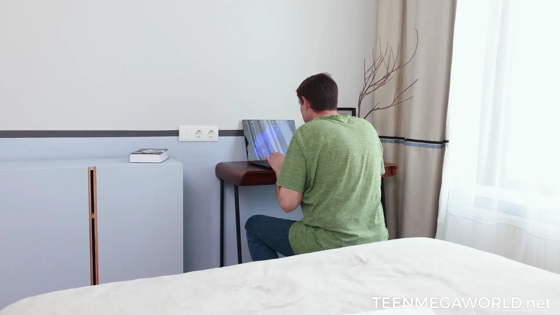 [OldNYoung] Fetch me a towel!