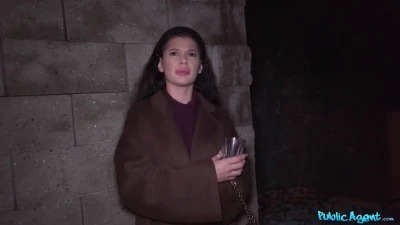 [PublicAgent] The Lonely Party Girl