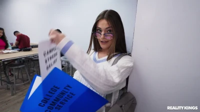 [CrazyCollegeGFs] Stress Reliever On Campus