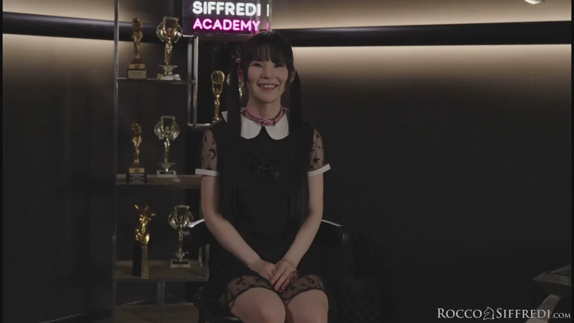 [RoccoSiffredi] Rocco's Sex Clinic: Treatment #19 - Scene 1