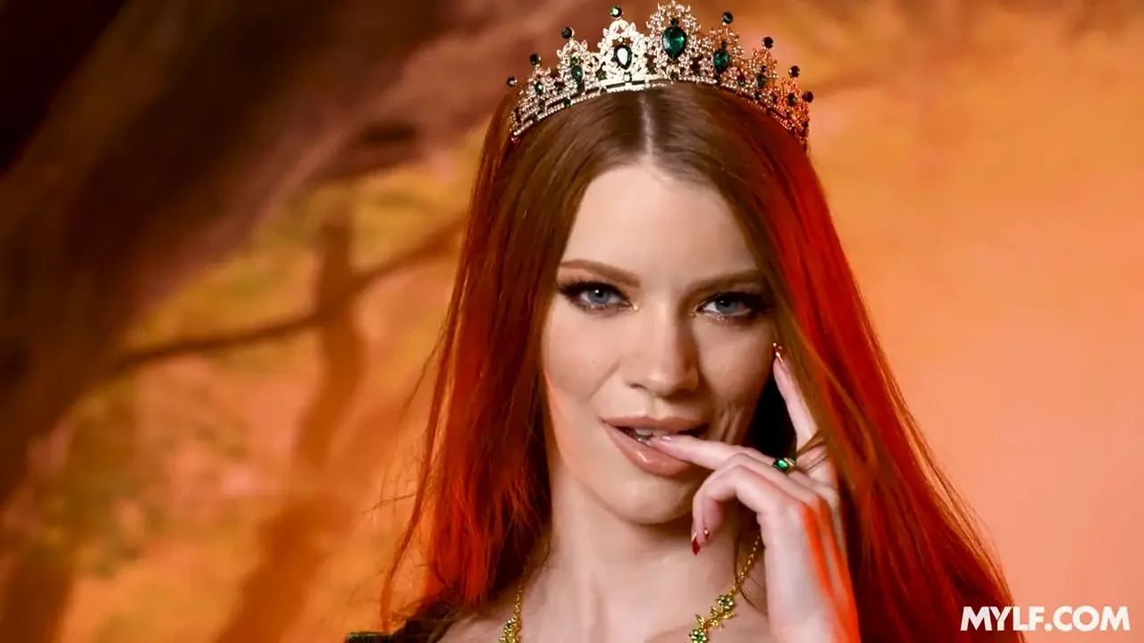 [MYLFSingles] The Wicked Witch Needs a Creamy Spell Right on the Kisser