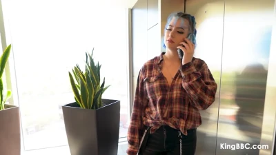 [KingBBC] Blue haired Xoe Grim takes KingBBC