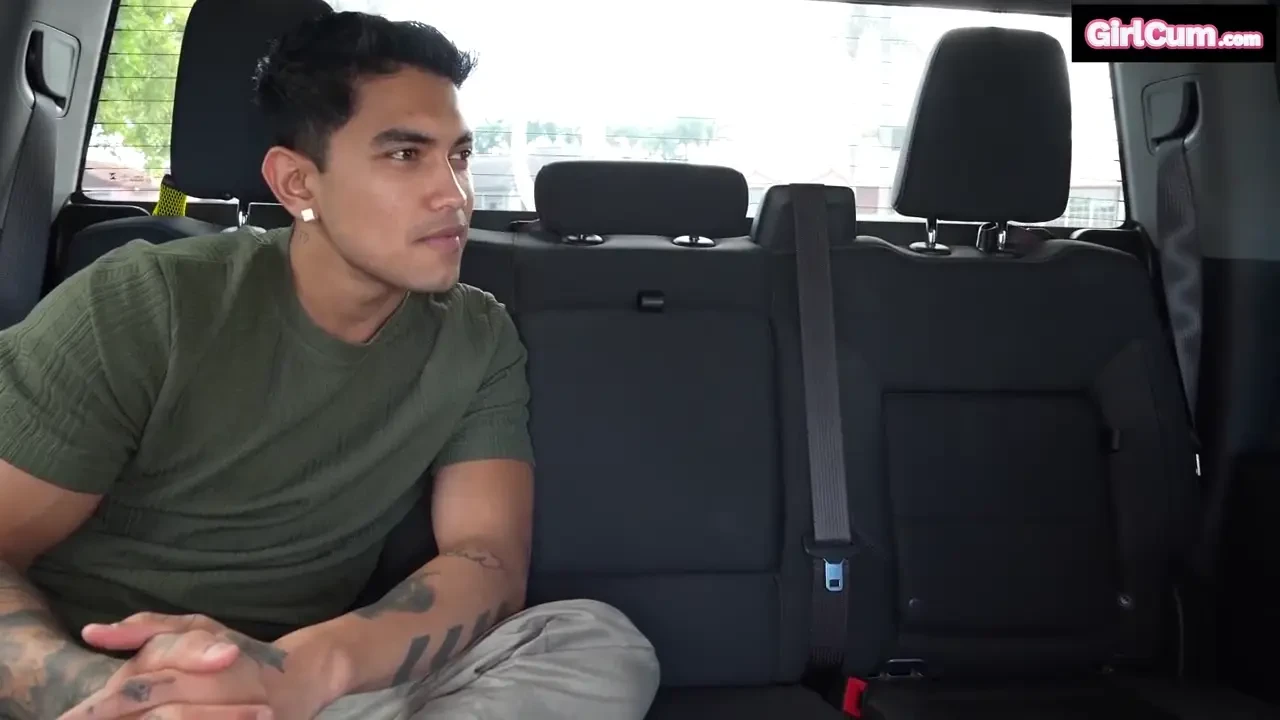 [GirlCum] Catching A Ride