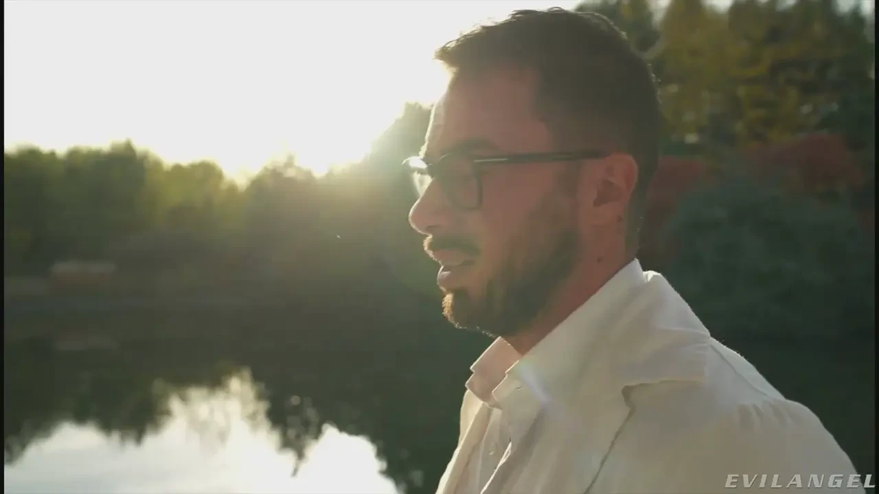 [EvilAngel] Anal 3-Way With 2 Clinicians