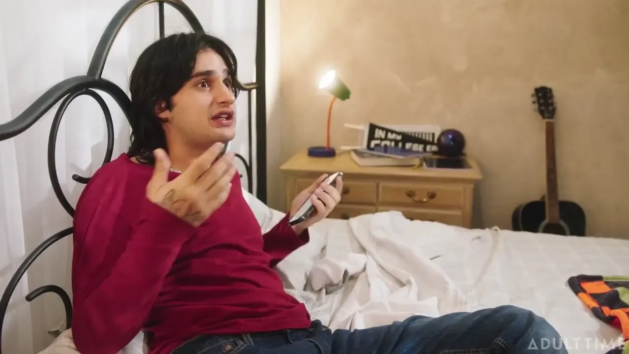 [CaughtFapping] Separating The Boy From The Toy