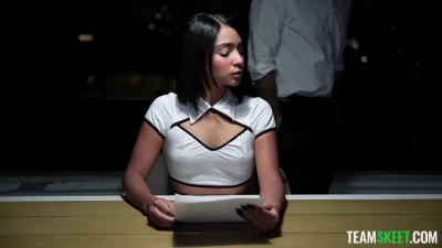 [OyeLoca] Total Obedience Will Bring You Everything You Desire (Why Effy Debut)