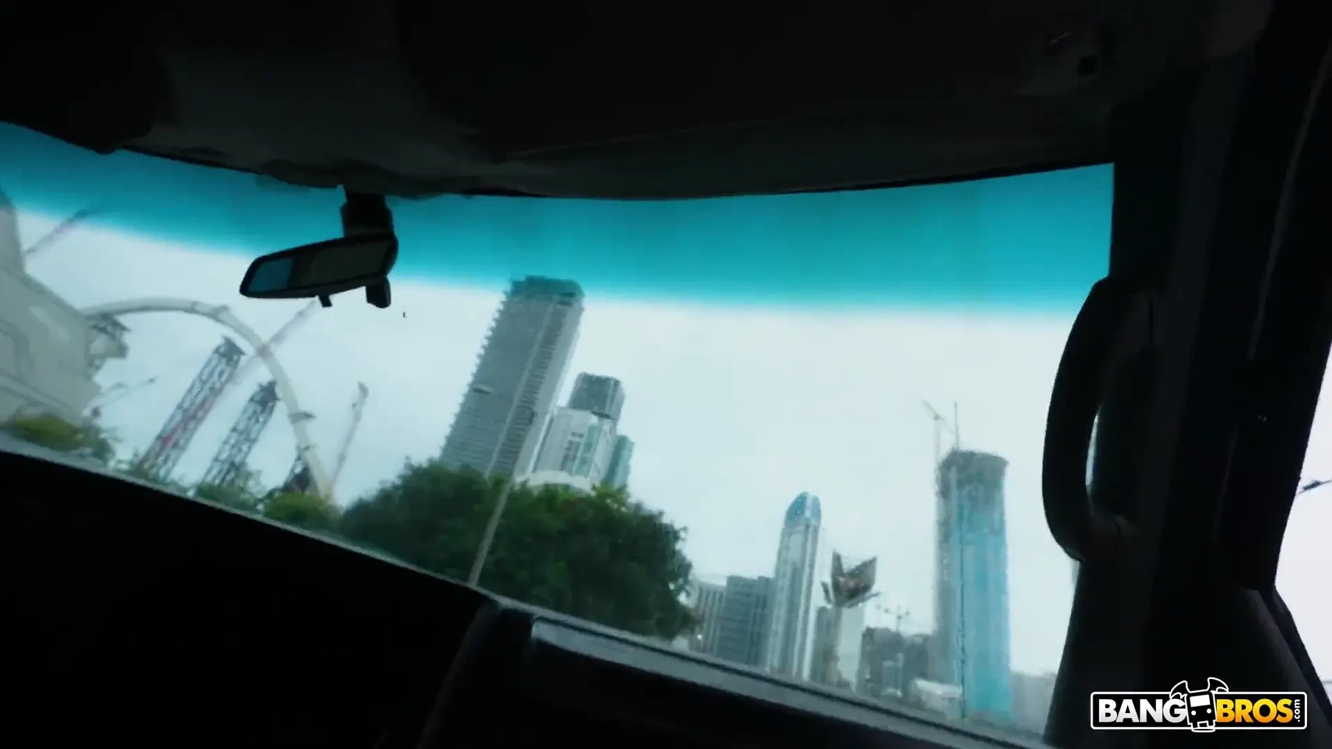 [BangBus] Working Out With Gigi