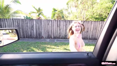 [GirlCum] Over the Edge