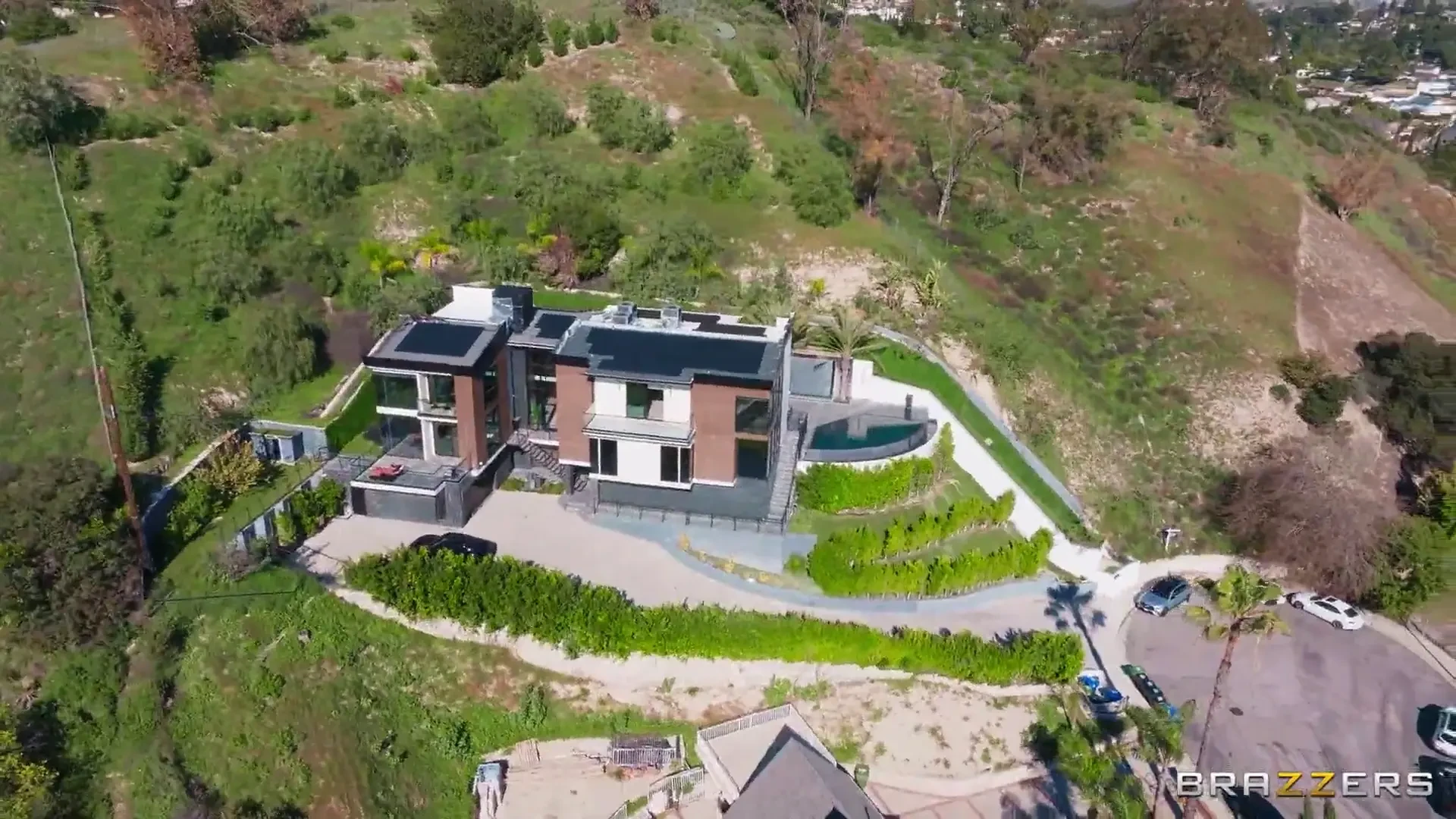 [BrazzersExxtra] Couple Or Throuple?