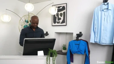 [CuckoldSessions] Shoe Shopping With Stevie Moon