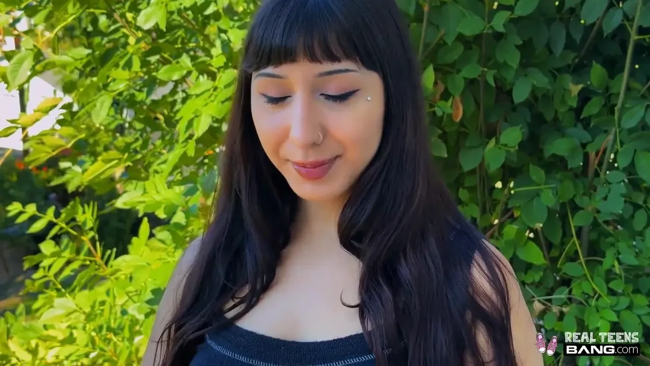 [BangRealTeens] Public Exposure & Indoor POV Riding