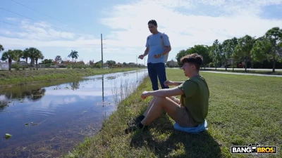 [MomIsHorny] Seduces Two Neighbors to a Threesome