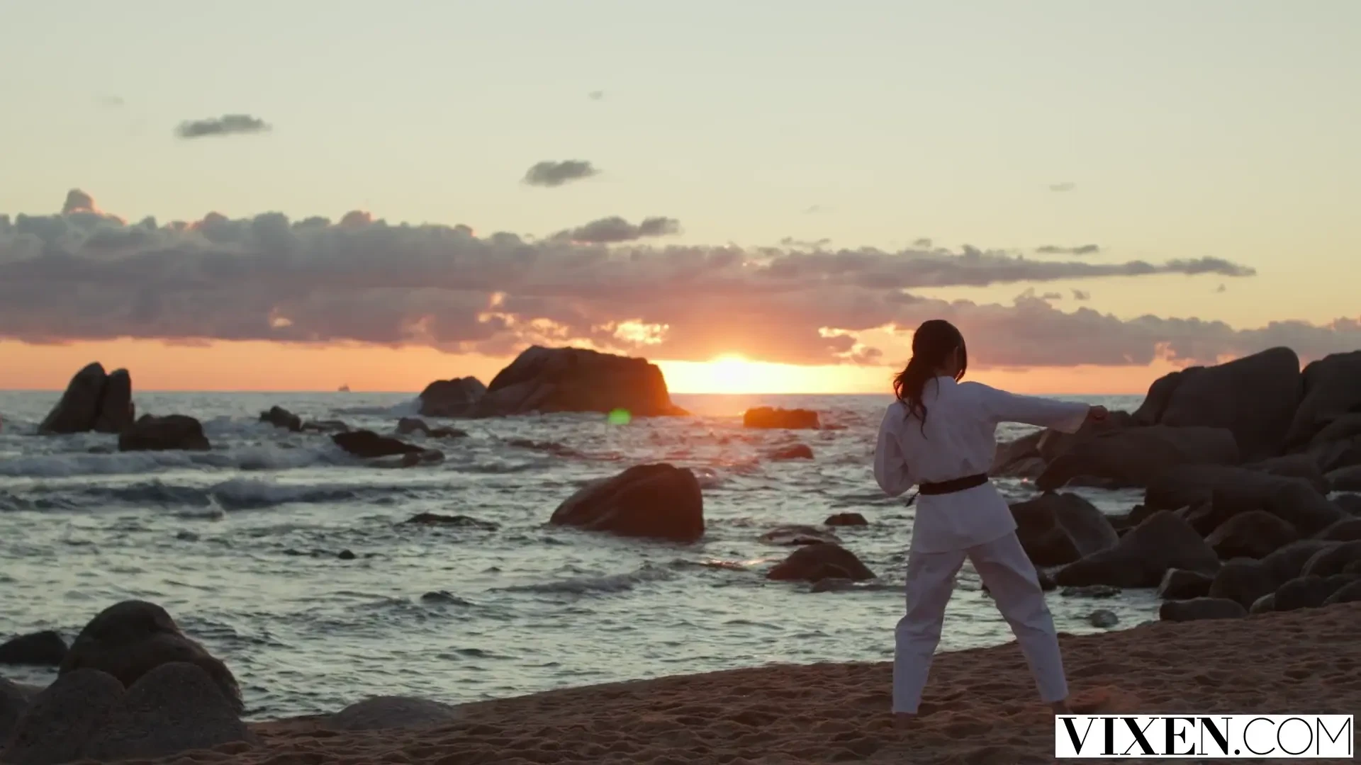 [Vixen] In Vogue: The Comeback