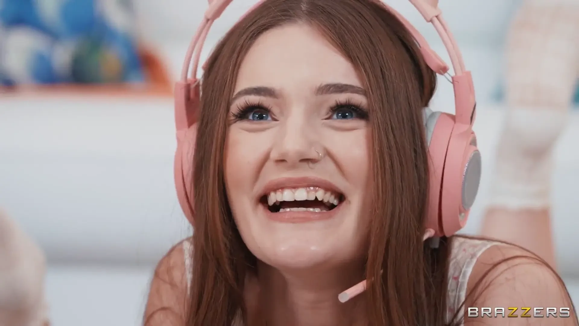 [BrazzersExxtra] Two Slutty Pussies, One Girthy Cock