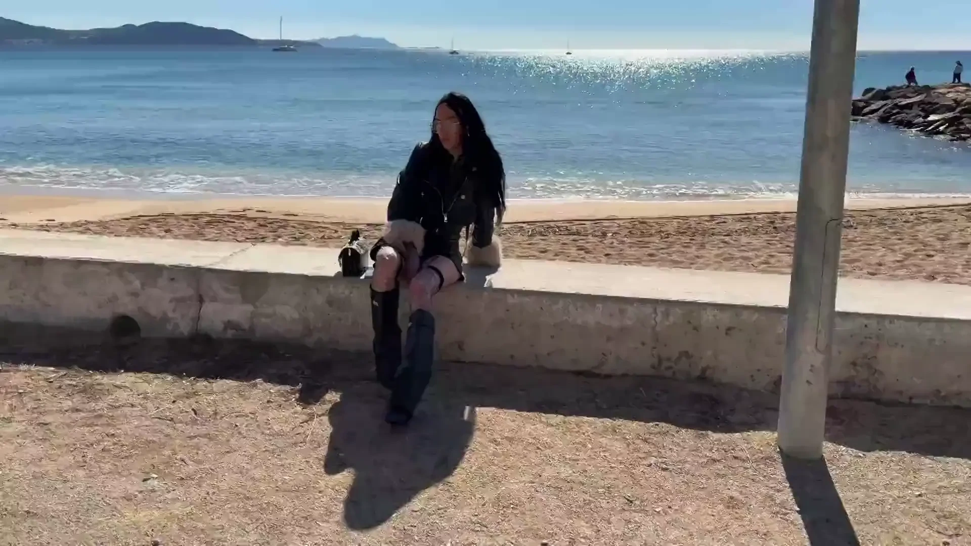 [JacquieEtMichelTV] 27 years old, a nurse in Lyon!