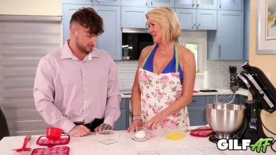 [GilfAF] Baking Cookies and Investing In GILF Pussy with Pretty Petunia