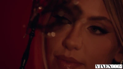 [Vixen] Gorgeous Duo Share A Huge Cock In Passionate Threesome