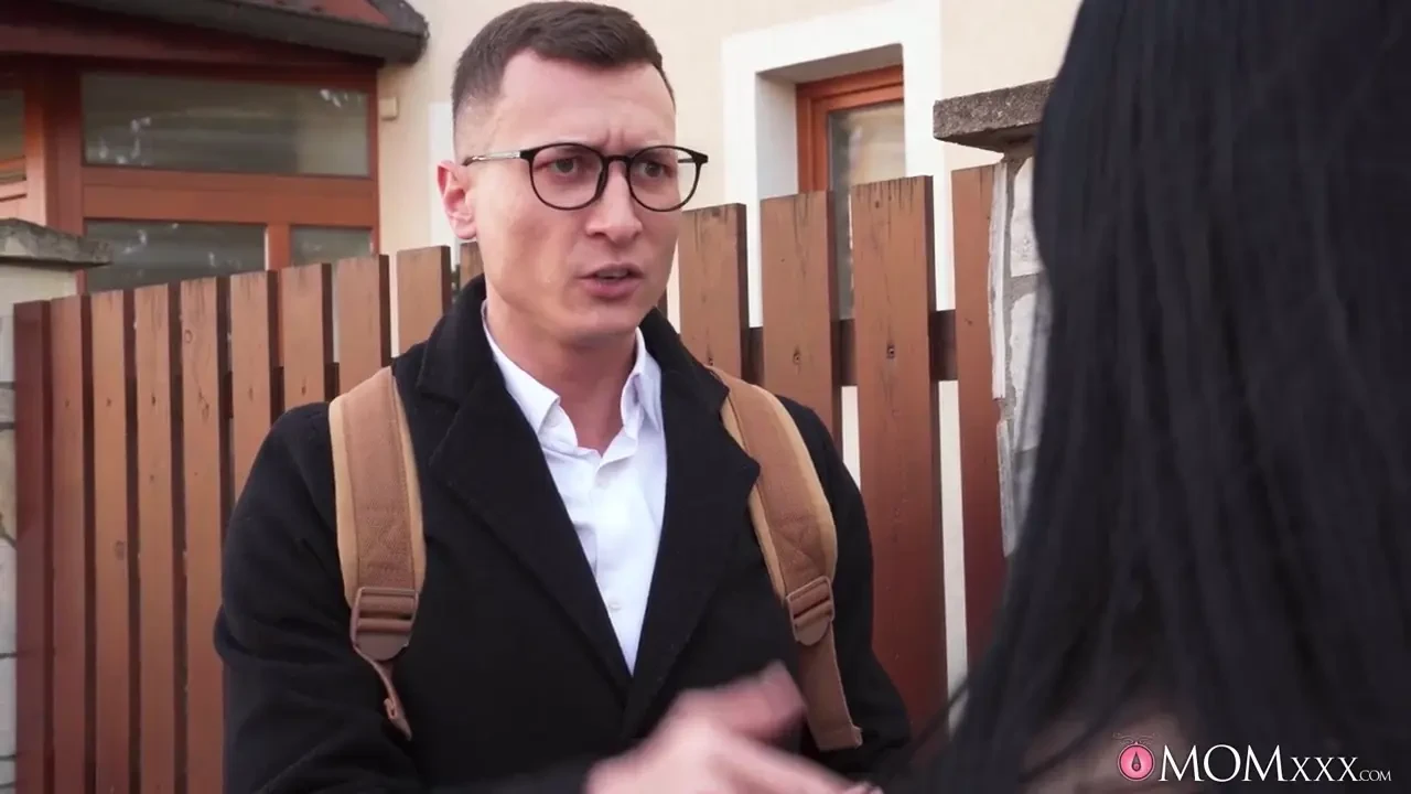 [MomXXX] Carlos's Mom