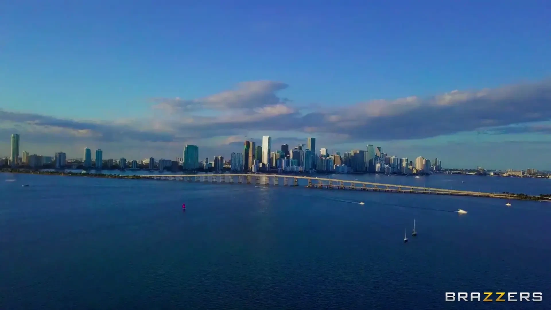 [BrazzersExxtra] Lifestyles Of The Thick And Famous