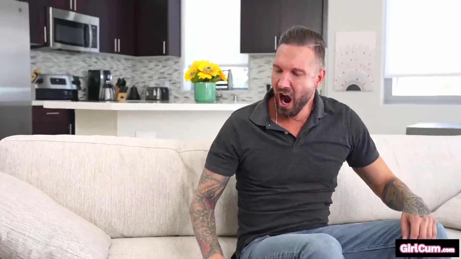 [GirlCum] Girl Next Door