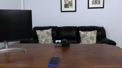 [BackroomCastingCouch] Little Luna Attempts Anal