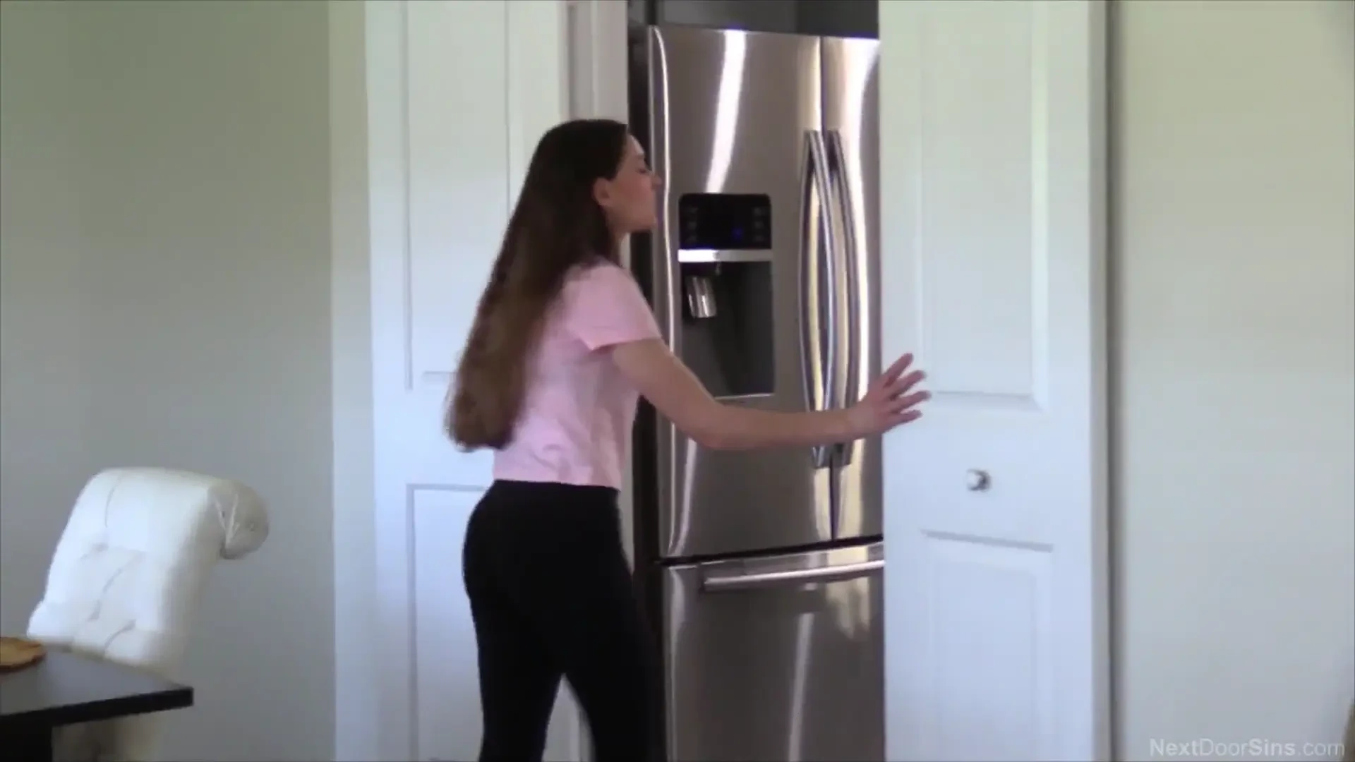 [NextDoorSins] Naked Pool