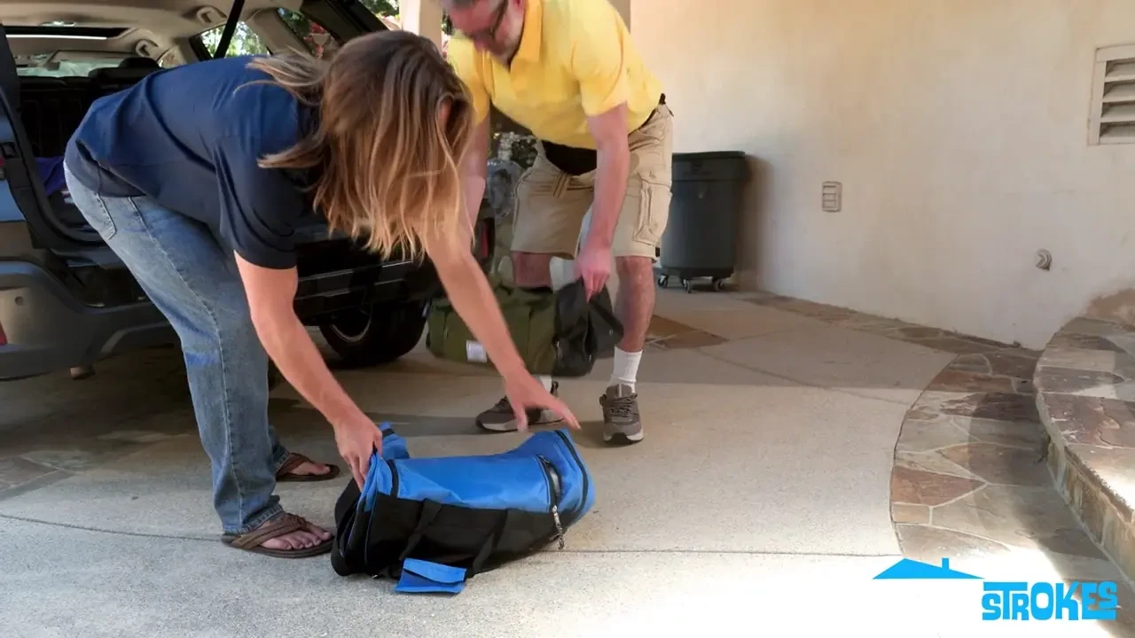 [FamilyStrokes] The Bed is Big Enough for Both of Us