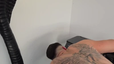 [JacquieEtMichelTV] Pleasure repairer!