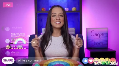 [ReptyleLabs] Lesbian Seduces Her Straight Roommate (Turn Her Out)