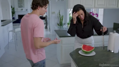 [DogHouseDigital] Mommy Gets Filled