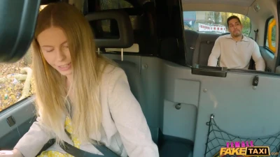 [FemaleFakeTaxi] Nice body, now show me that dick!