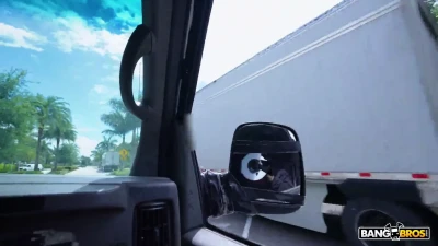 [BangBus] Anal Bootylovin