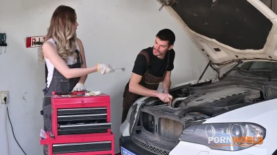 [PornWorld] Femmes Fix It Chapter 1: Alice Ross Hooks Up With Luna Roulette After Garage Sex