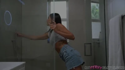 [MyPervyFamily] My Stepsis Trouble