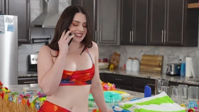 [NubileFilms] She Knows How To Party