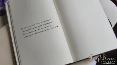 [JoyBear] The Timid Bookworm