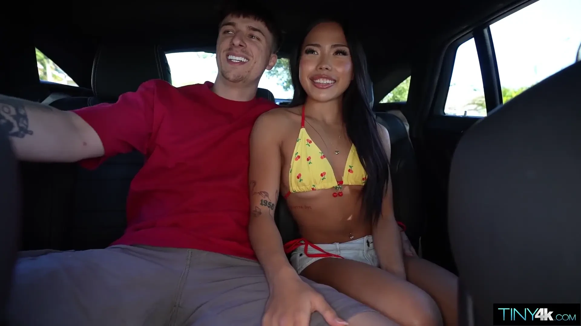 [Tiny4K] Rideshare Hook Up