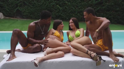 [EnjoyX] First Interracial Foursome