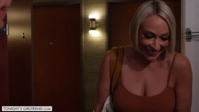 [TonightsGirlfriend] Delivers the ultimate reward, making a lucky man's dream come true as she smothers his face with her incredible assets