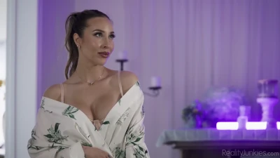 [RealityJunkies] Deep Massages