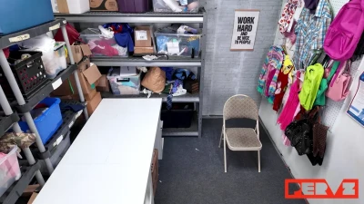 [Shoplyfter] The Panties Thief