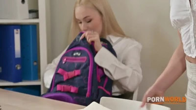 [PornWorld] Totally Distracted Chapter 1: Classmates Sara Bork And Sara Diamante Enjoy Lesbian Study Session