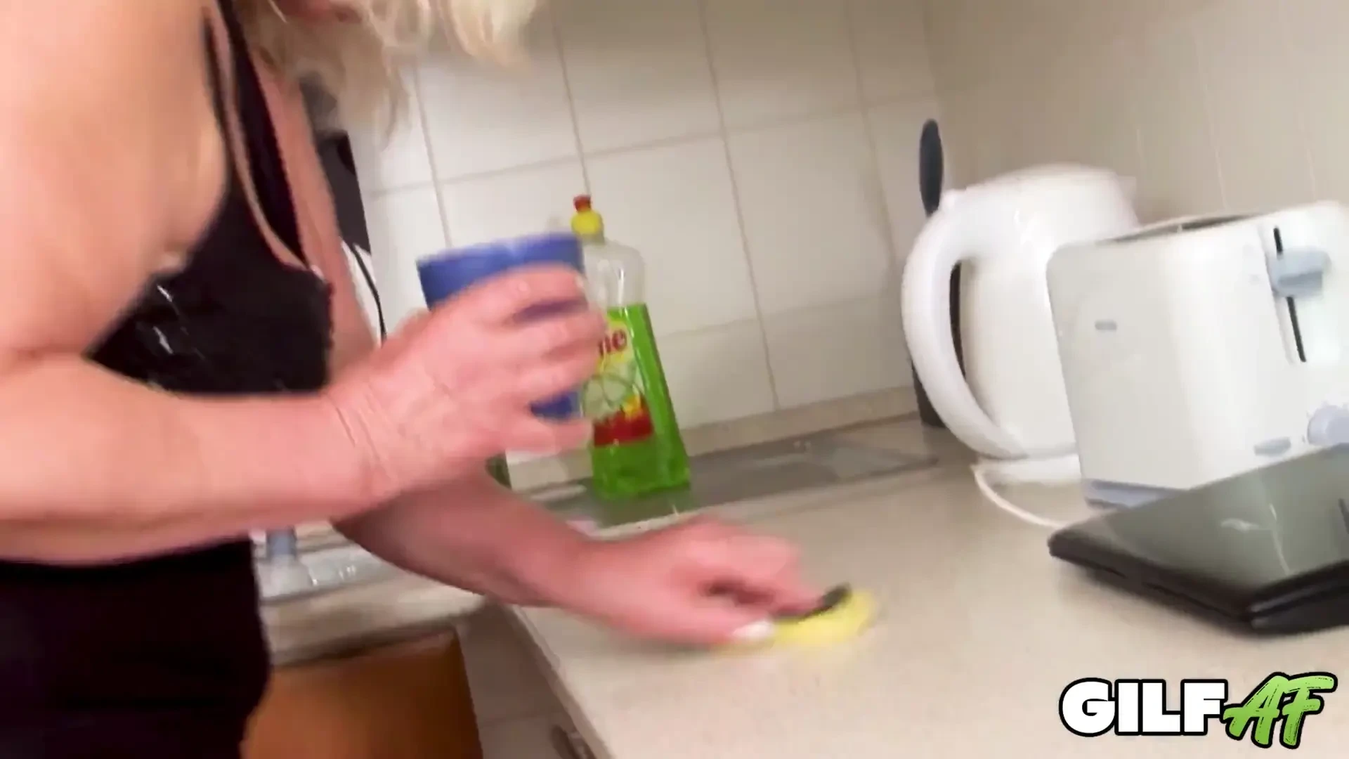 [GilfAF] GILF Mrs. Mary Gets A Surprise Kitchen Fuck