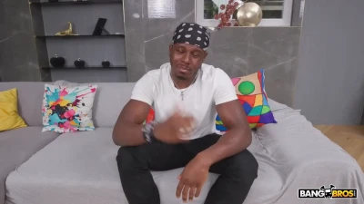 [BangbrosClips] First Time for a Big Black Cock in the Ass