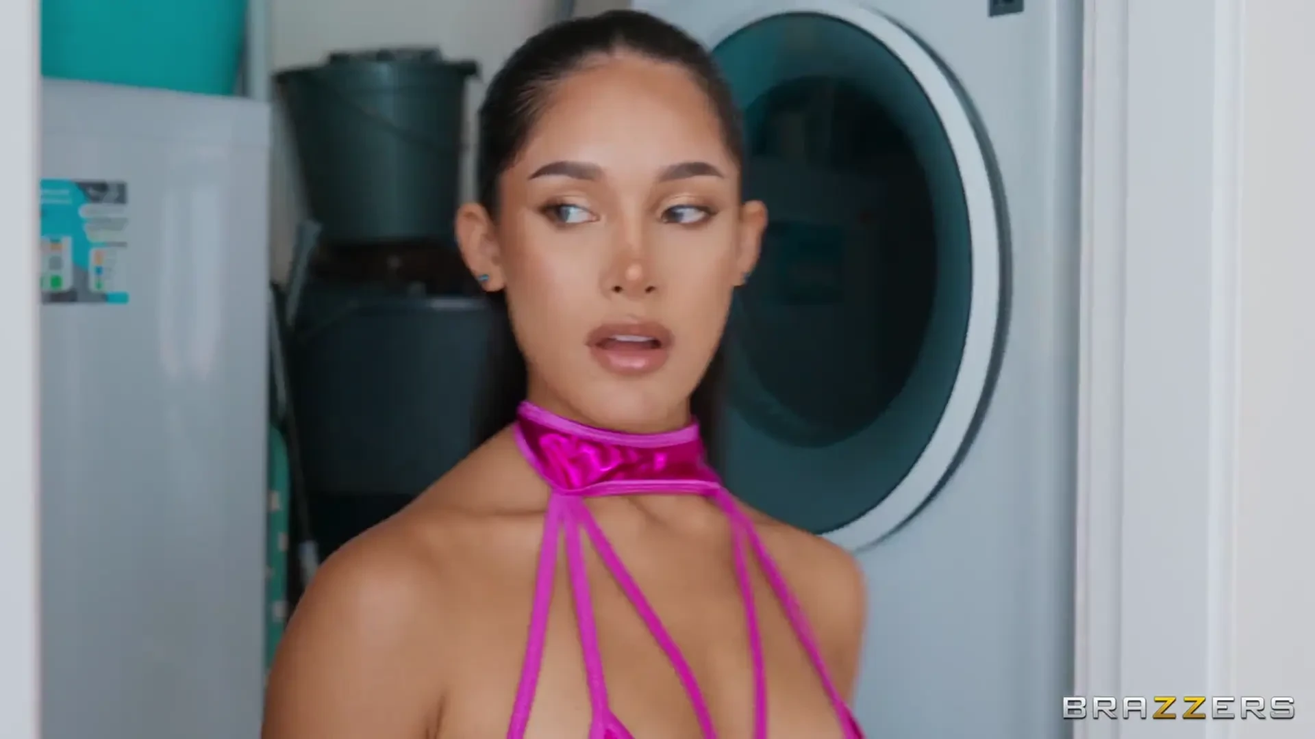 [BrazzersExxtra] She Explodes For Giant Cum Loads