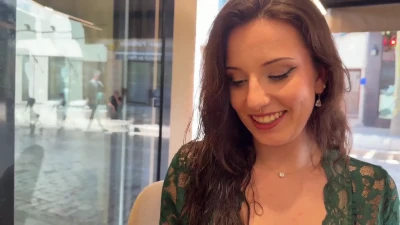 [JacquieEtMichelTV] 25, more mischievous and playful than ever...