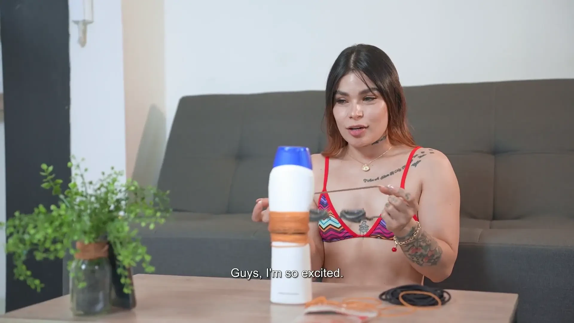 [OyeMami] “Make Me Famous, Hijo” I Helped Her Make Spicy Content (Carolina Agudelo Debut)