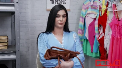 [Shoplyfter] The “Mean Teacher” Thief