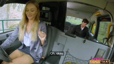[FemaleFakeTaxi] The MILF and the Massage