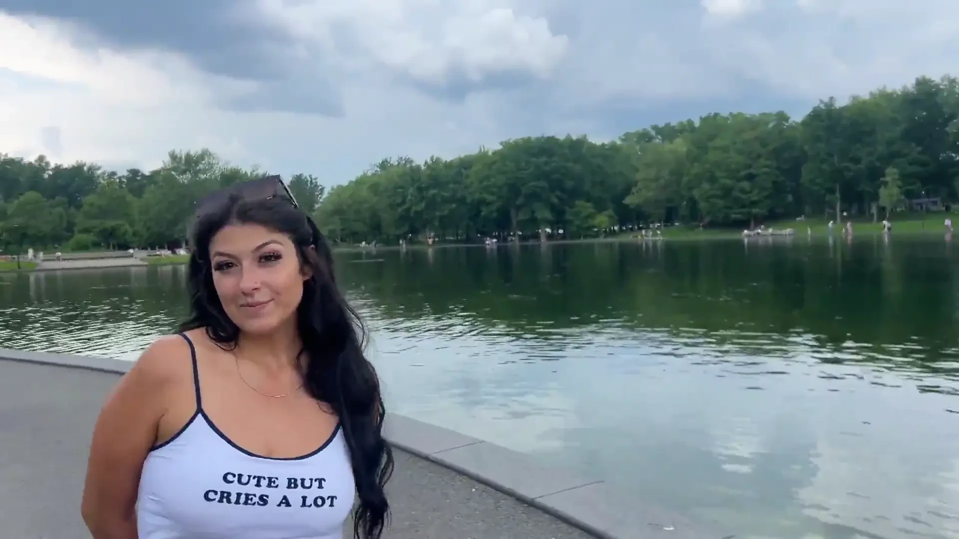 [JacquieEtMichelTV] 31, is also interested in plurality!